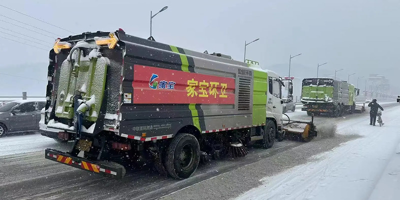 遼寧日報 | 鞍山岫巖:全力除雪保障群眾安全出行